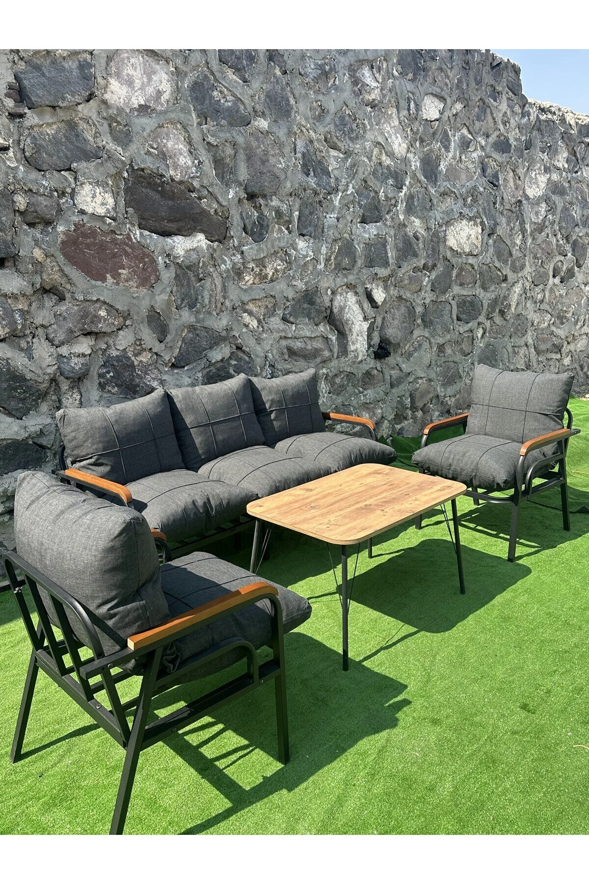 BM DESİNG GENİŞ BALKONLAR İÇİN KONFORLU BAHÇE VE BALKON MOBİLYASI 3+1+1+SEHPA