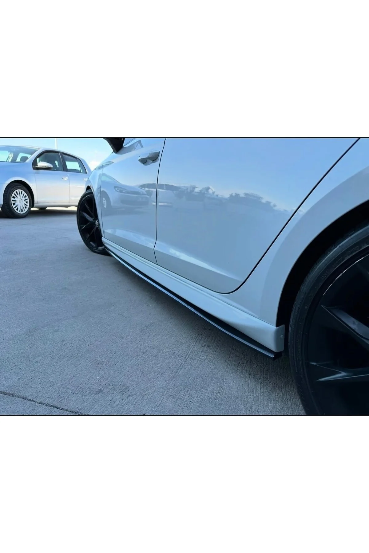 DEMİRTUNİNG Seat Leon Mk3 Mk3,5 Aero Marşpiyel Beyaz Boyalı Lb9a Şeker Beyazı Yan Etek Bodykit Fiber