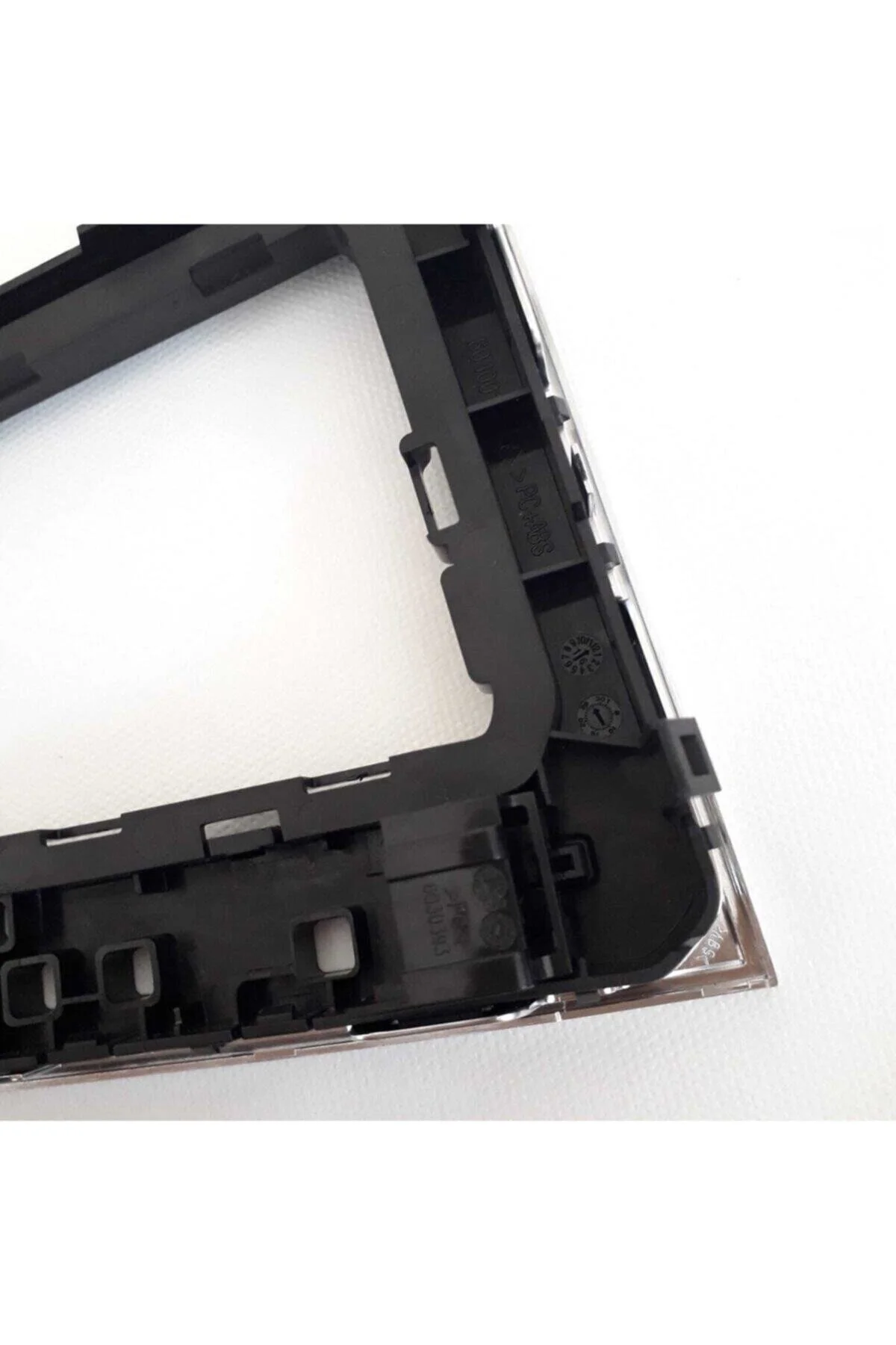 Fabrikasyon Passat B8 Otomatik Vites Taban Çerçevesi (Oem) 3g1713203