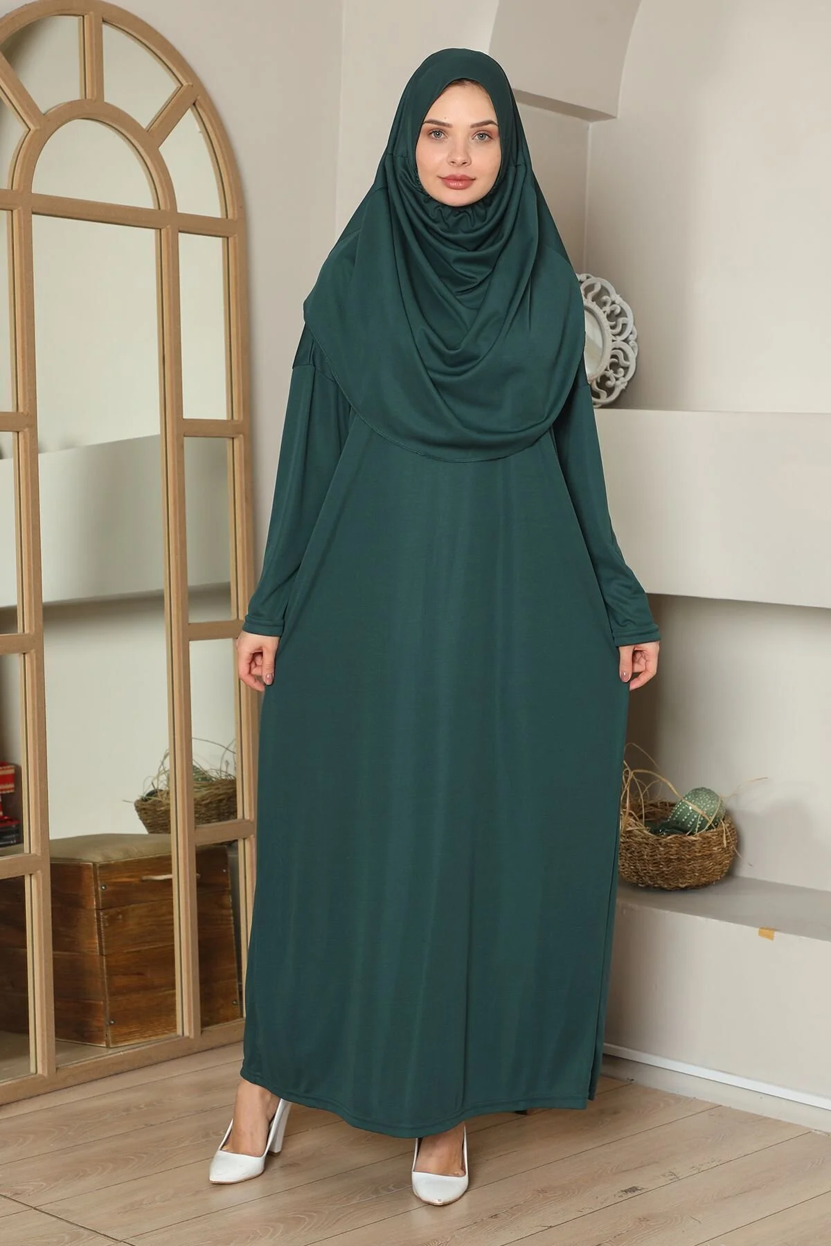 medipek Tek Parça Namaz Elbisesi Zümrüt Yeşili