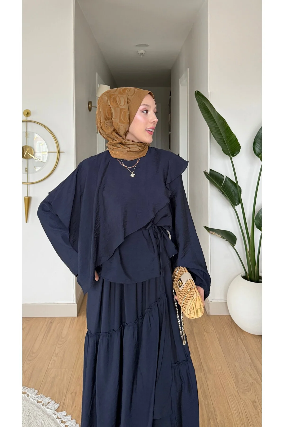 merve ada design Rosella Fırfır Detaylı Etekli Takım