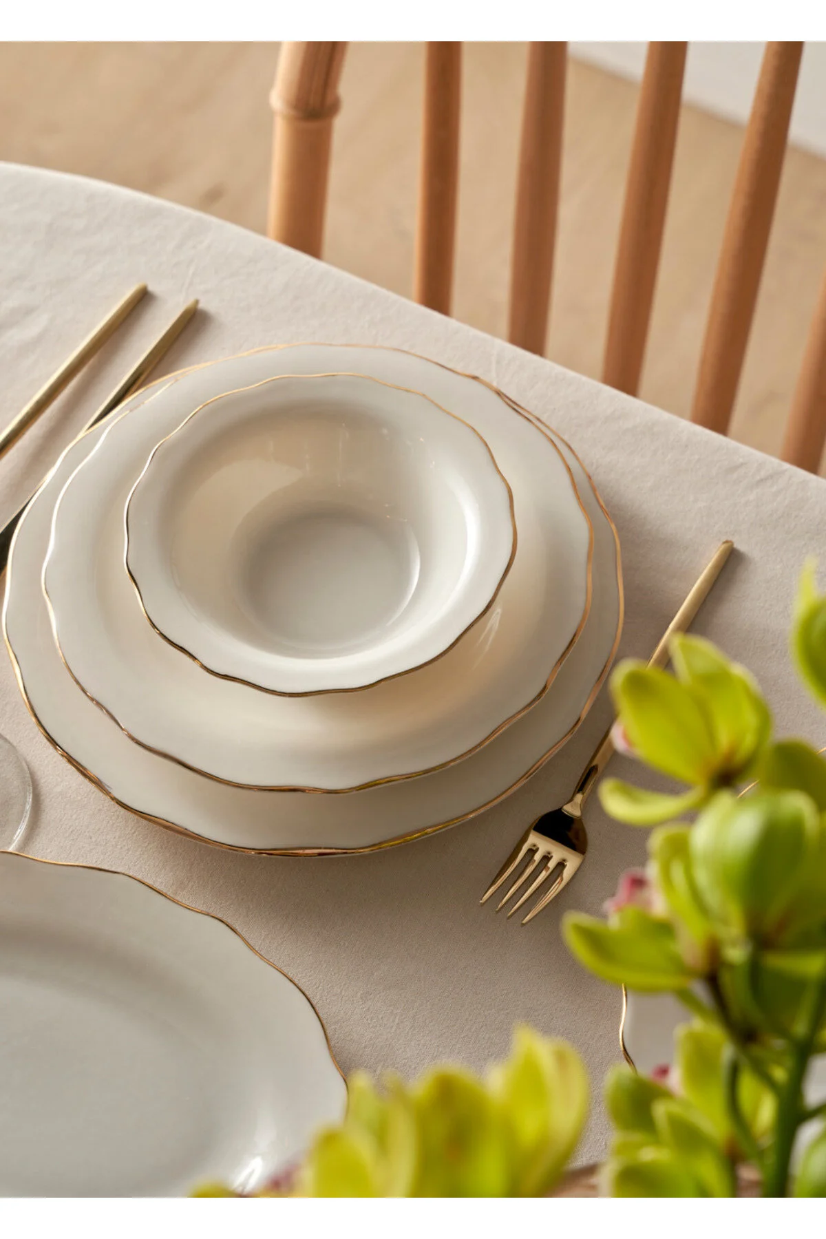 Bella Maison Victoria 42 Parça Sofra Seti Gold