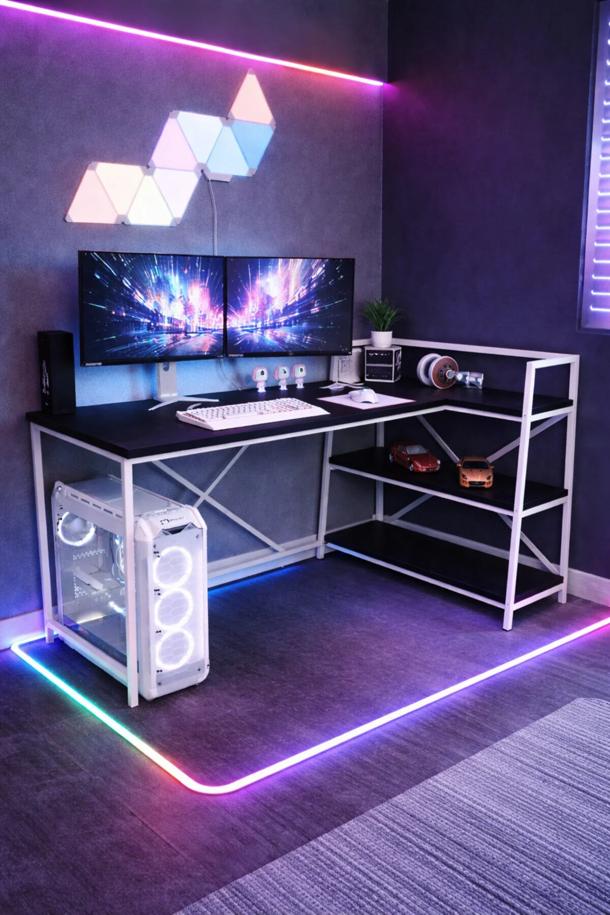Flinder Siyah/Beyaz Çift Yön Kullanıma Uygun, Raflı Gaming Oyuncu Masası, Bilgisayar Masası, Çalışma Masası
