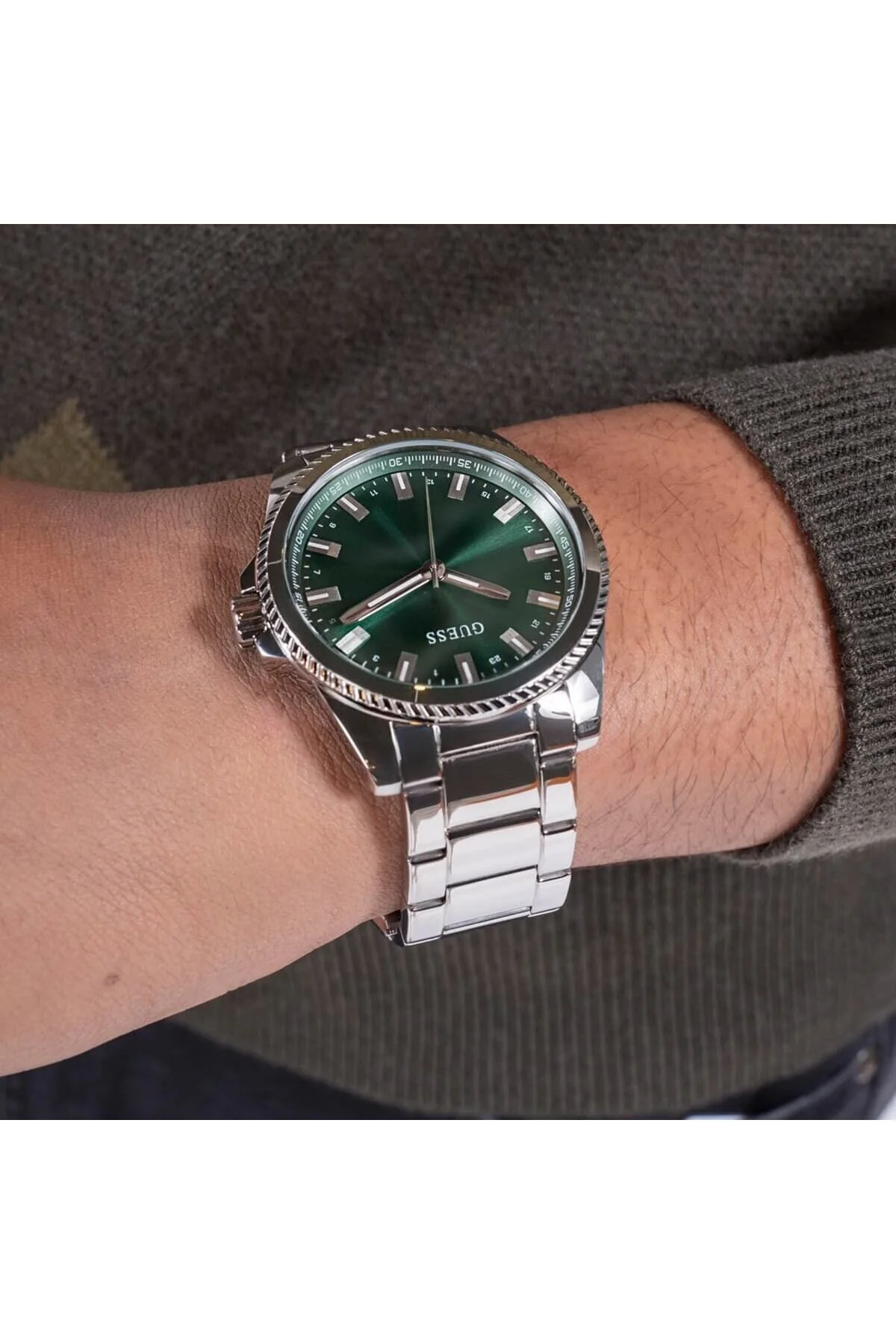 Guess GUGW0810G2 Erkek Kol Saati ve Yedek Kordon