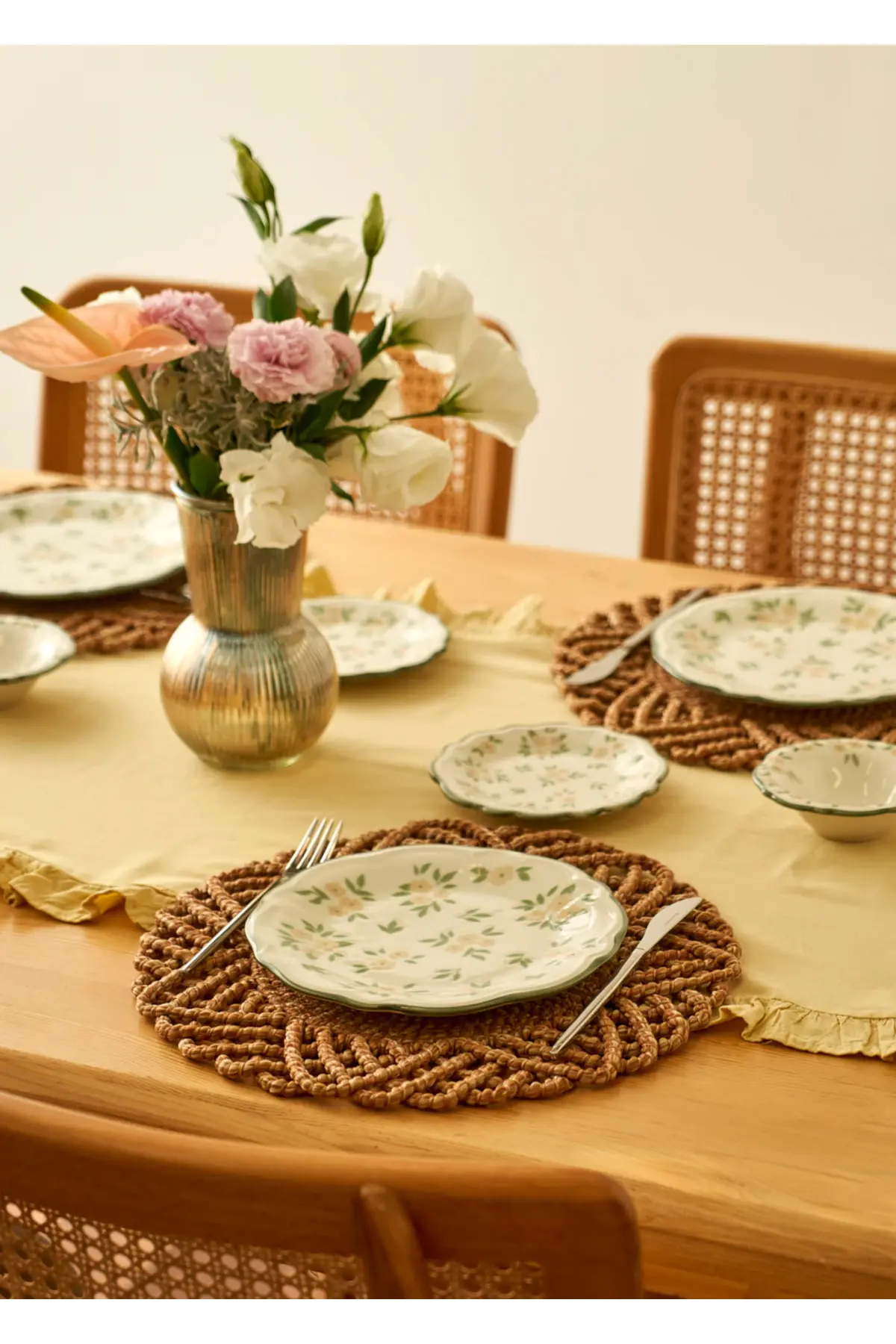 Bella Maison Veronica Porselen 8 Parça 4 Kişilik Kahvaltı Takımı