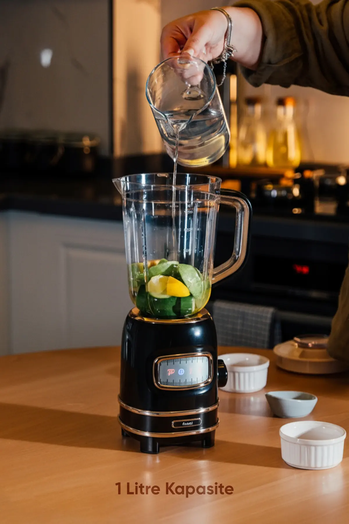 Fressi Kişisel Blender Seti Öğütücülü Smoothie Şişeli Blender 1,0 Litre Blendir Seti FR-BL01 Retroblend