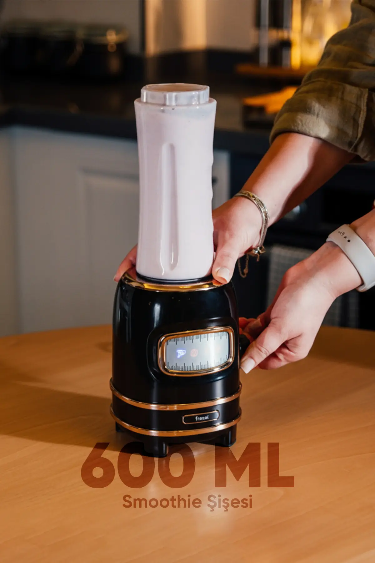 Fressi Kişisel Blender Seti Öğütücülü Smoothie Şişeli Blender 1,0 Litre Blendir Seti FR-BL01 Retroblend