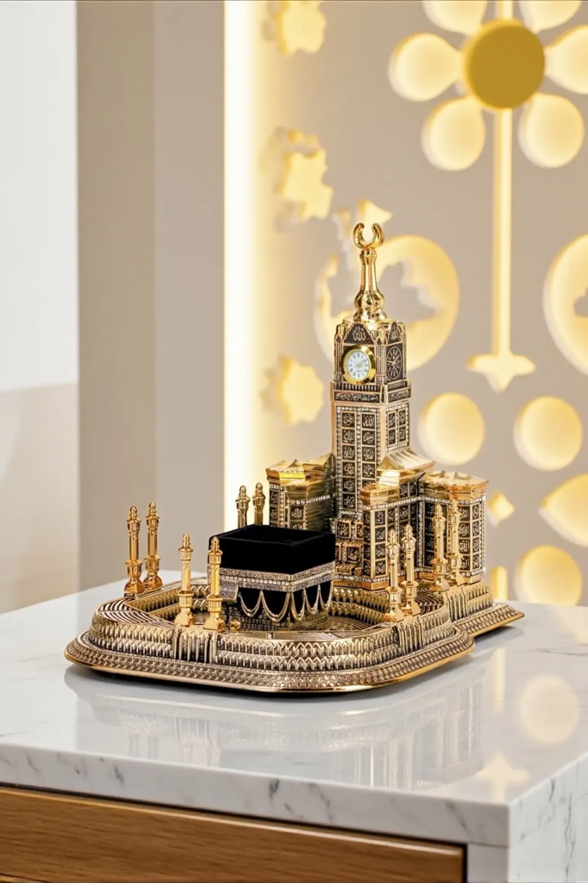 Güncel Vitrin Zirkon Taşlı Mescid-i Haram Kabe Maketi Biblo Lüks Dini Hediyelik Gold 28 cm