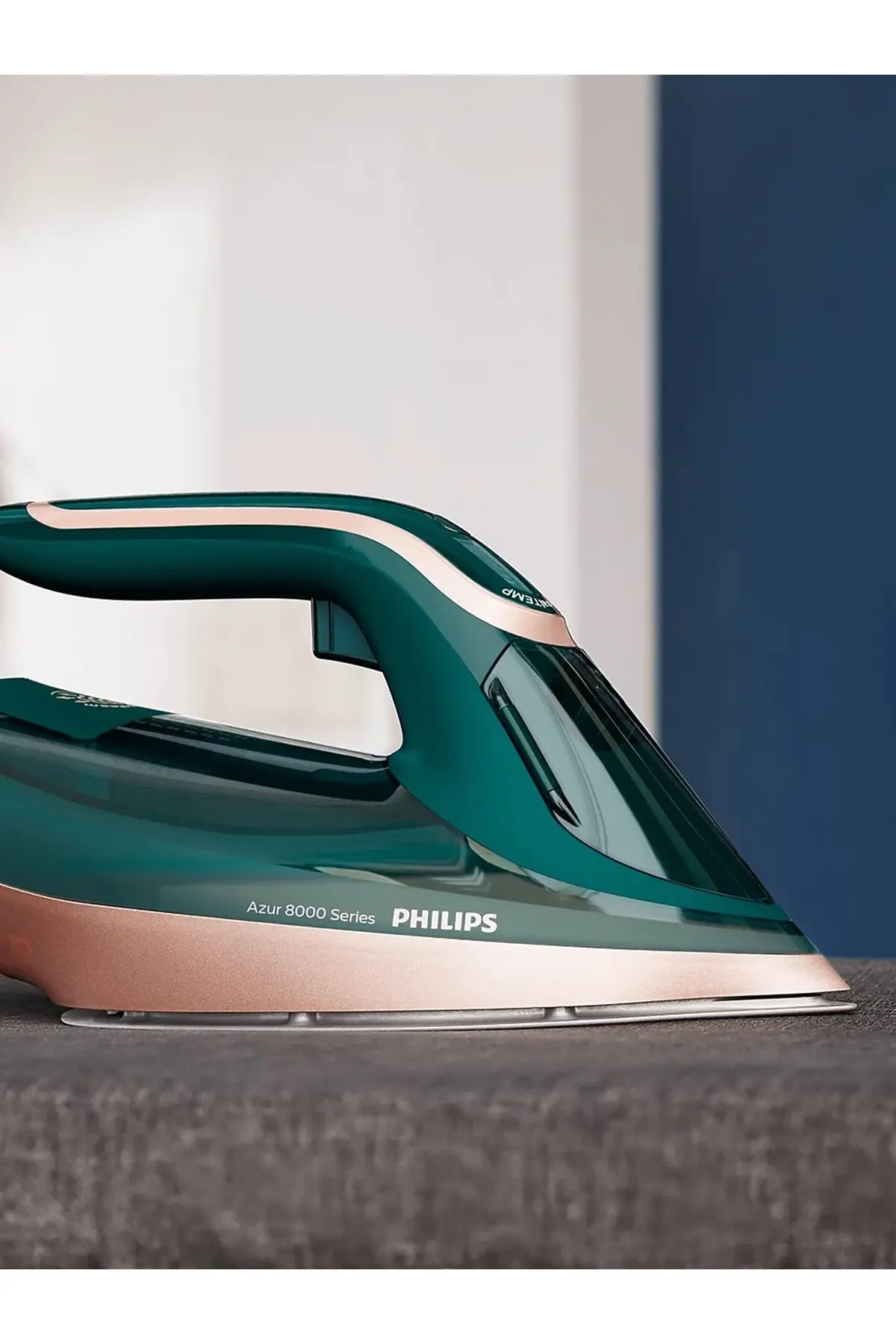 Philips 8000 Serisi Azur Buharlı Ütü, Sıfır Yanık, 240g Turbo şok buhar, 80 g/dk, 3000W, DST8030/70