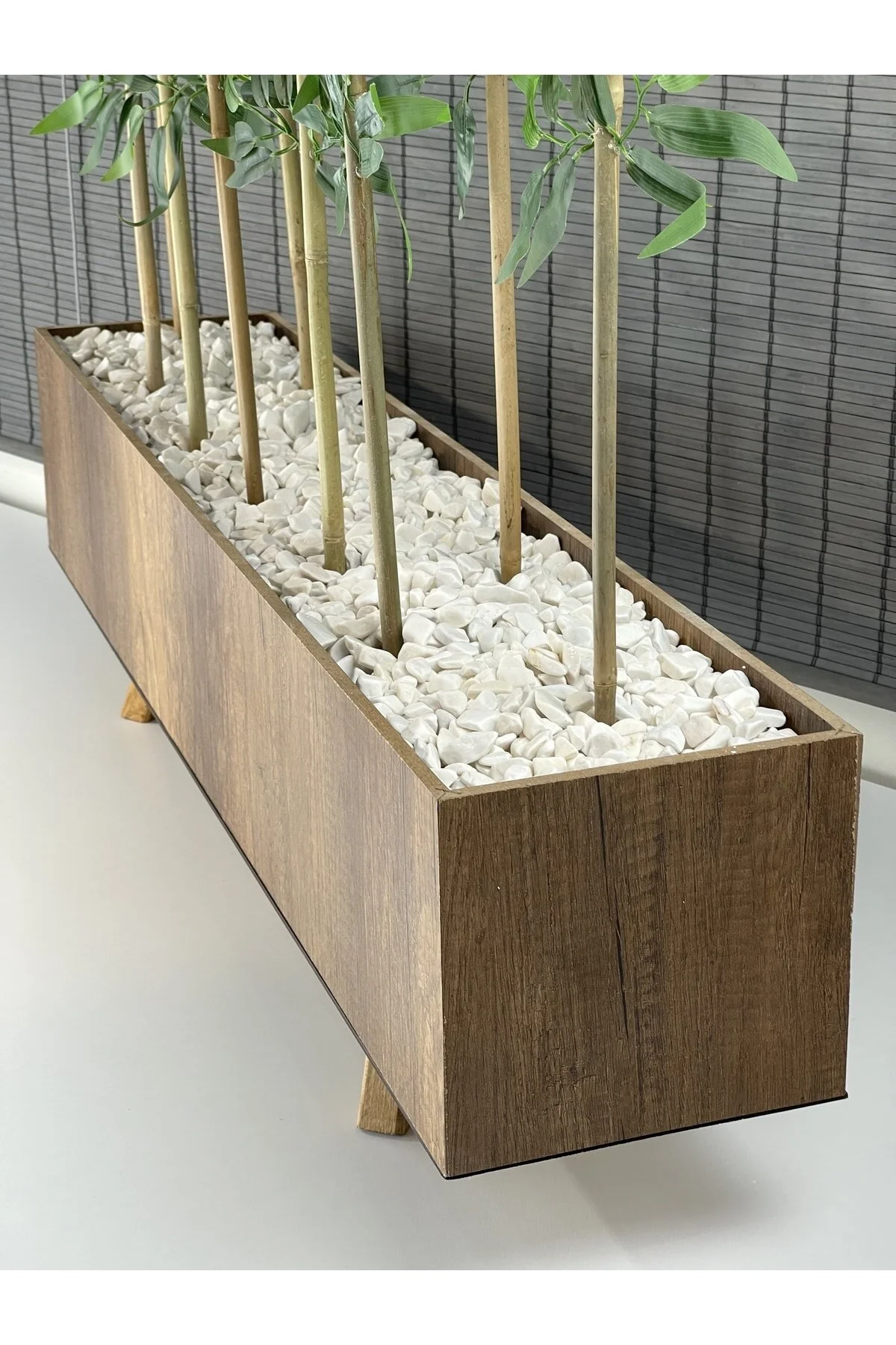 Bahçem Ahşap Ayaklı 1mt Saksılı 10 Bambu Gövdeli 180cm Dikdörtgen Yapay Yapraklı Dekoratif Bambu Seperatör