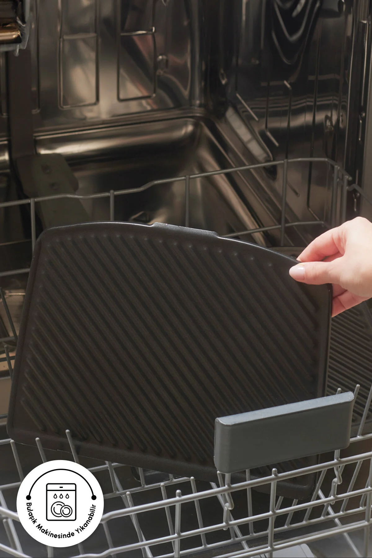 Emsan Future Essential Tost Makinesi Matte Black 1800 W 4 Dilim Kapasiteli