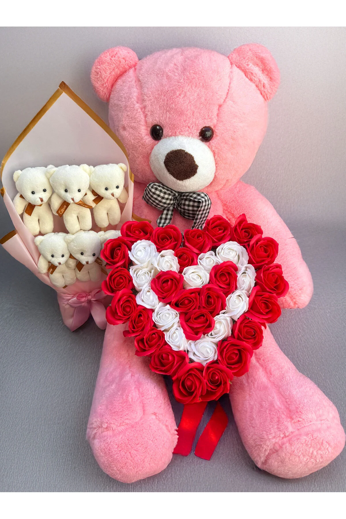 Linalux Gifts Sevgiliye Hediye 90cm Pembe Ayıcık Kalp Gül Aranjman ve Ayıcık Buketi - Sevgiliye Dogum Gunu Hediye