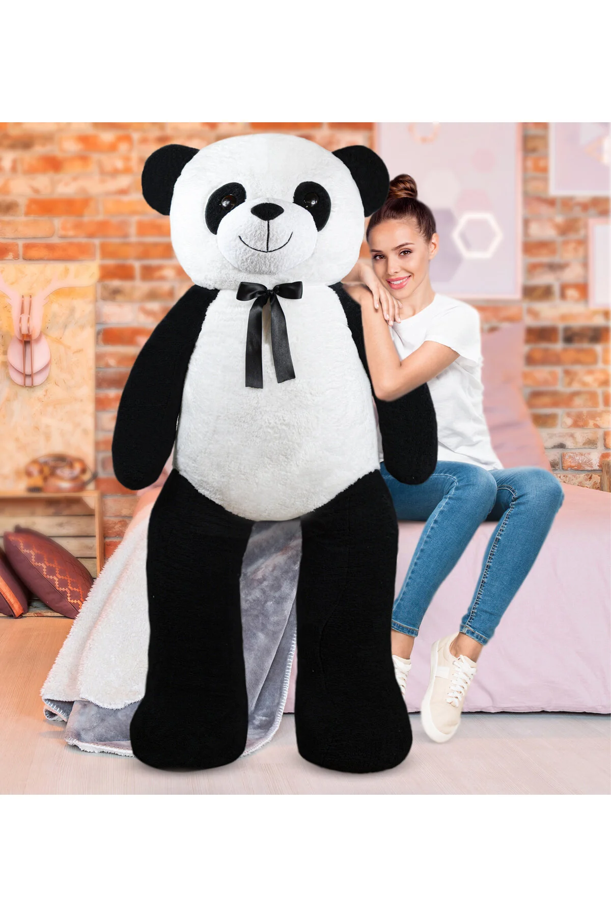 Özgüner Oyuncak Papyonlu Peluş Panda - Dev Boyutuyla En Güzel Hediye